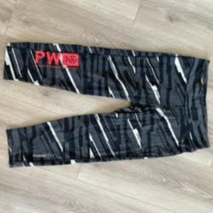 Reebok cropped leggings-size small